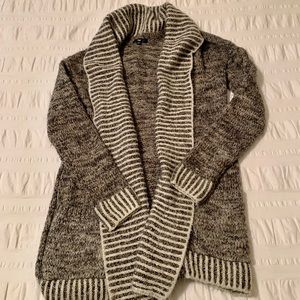 Gap cardigan